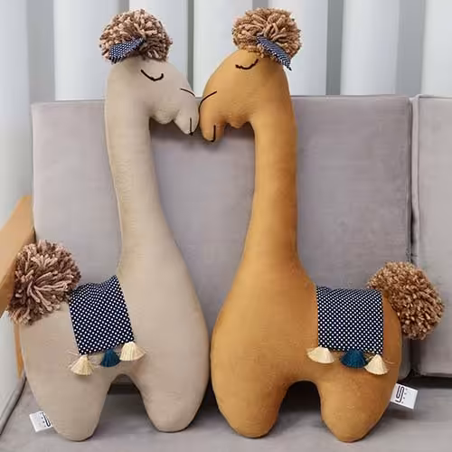 کوسن مبل فانتزی شتر کسا با الیاف درجه یک ضد حساسیت 