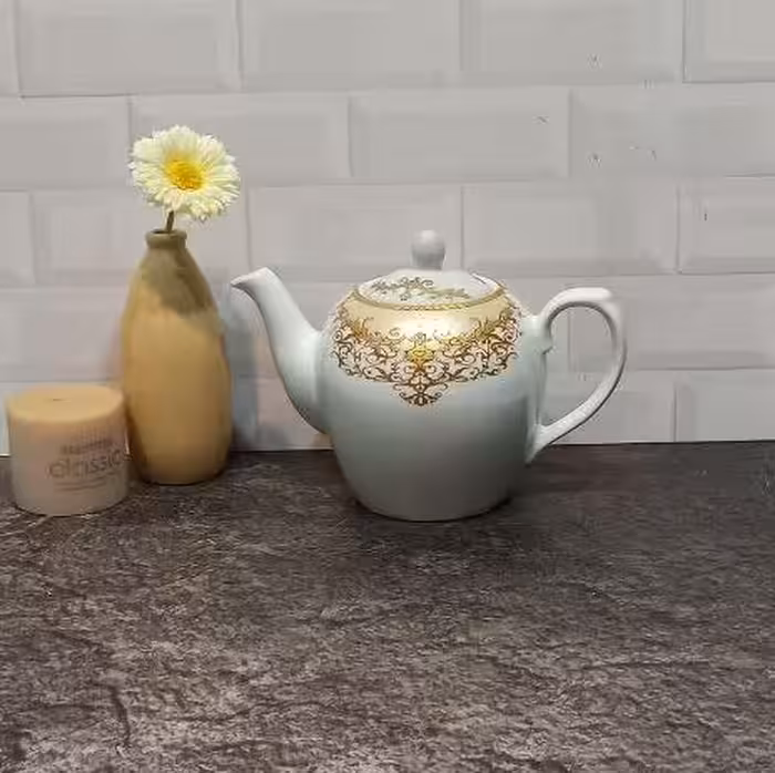 قوری چینی گلدیس سایز بزرگ باکیفیت طراحی خاص و زیبا مناسب جهیزیه 