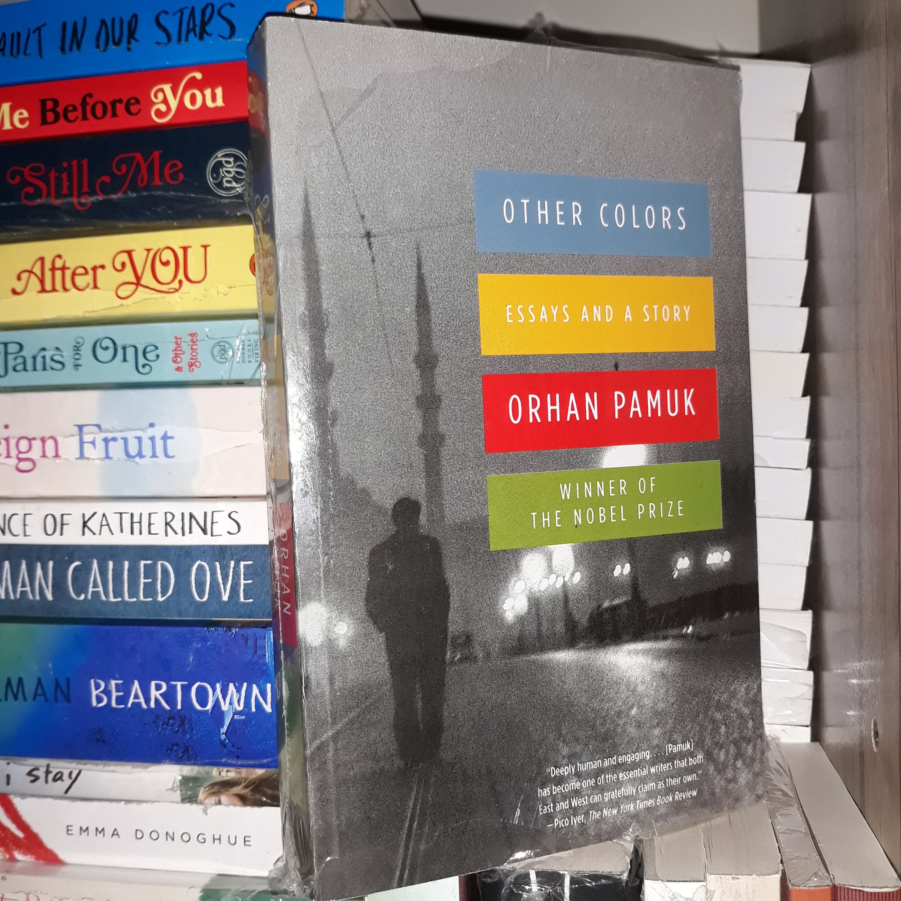 کتاب زبان اصلی Other Colors - Essays and A Story - (رنگ های دیگر)