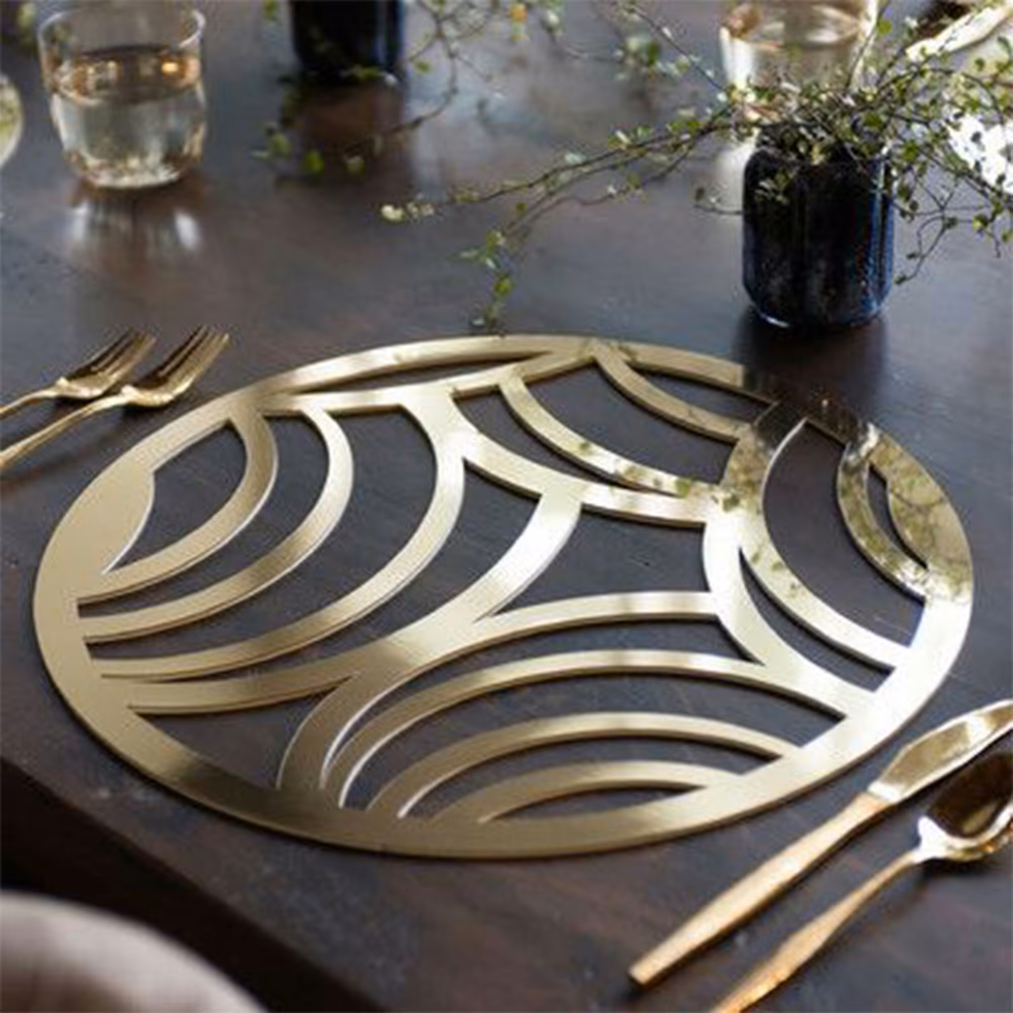 زیربشقابی چرم مصنوعی مدل merli15 ابعاد 35 در 35 سانتیمتر