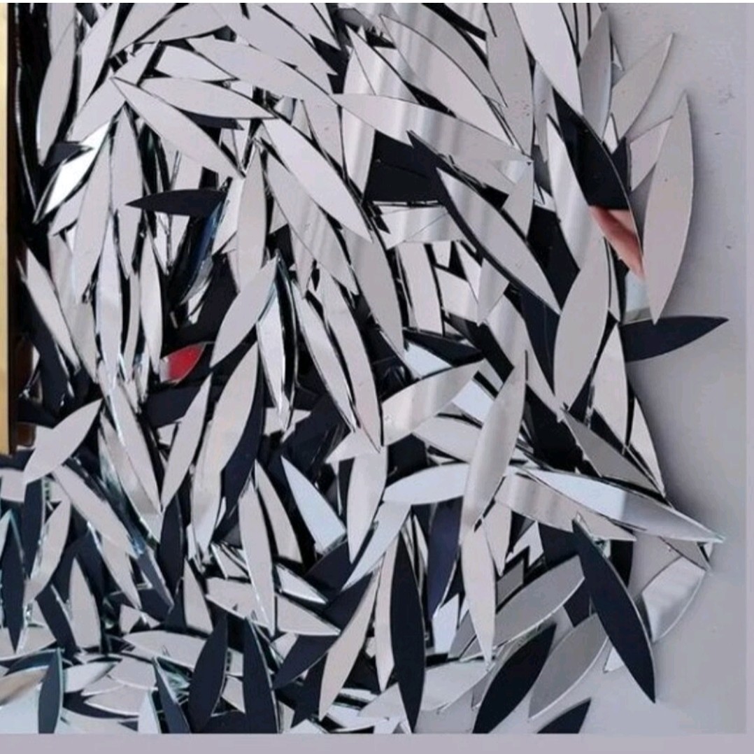 آینه طرح گلبرگ ساده