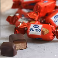 شکلات نادو قرمز شونیز دوسرپیچ 500گرم