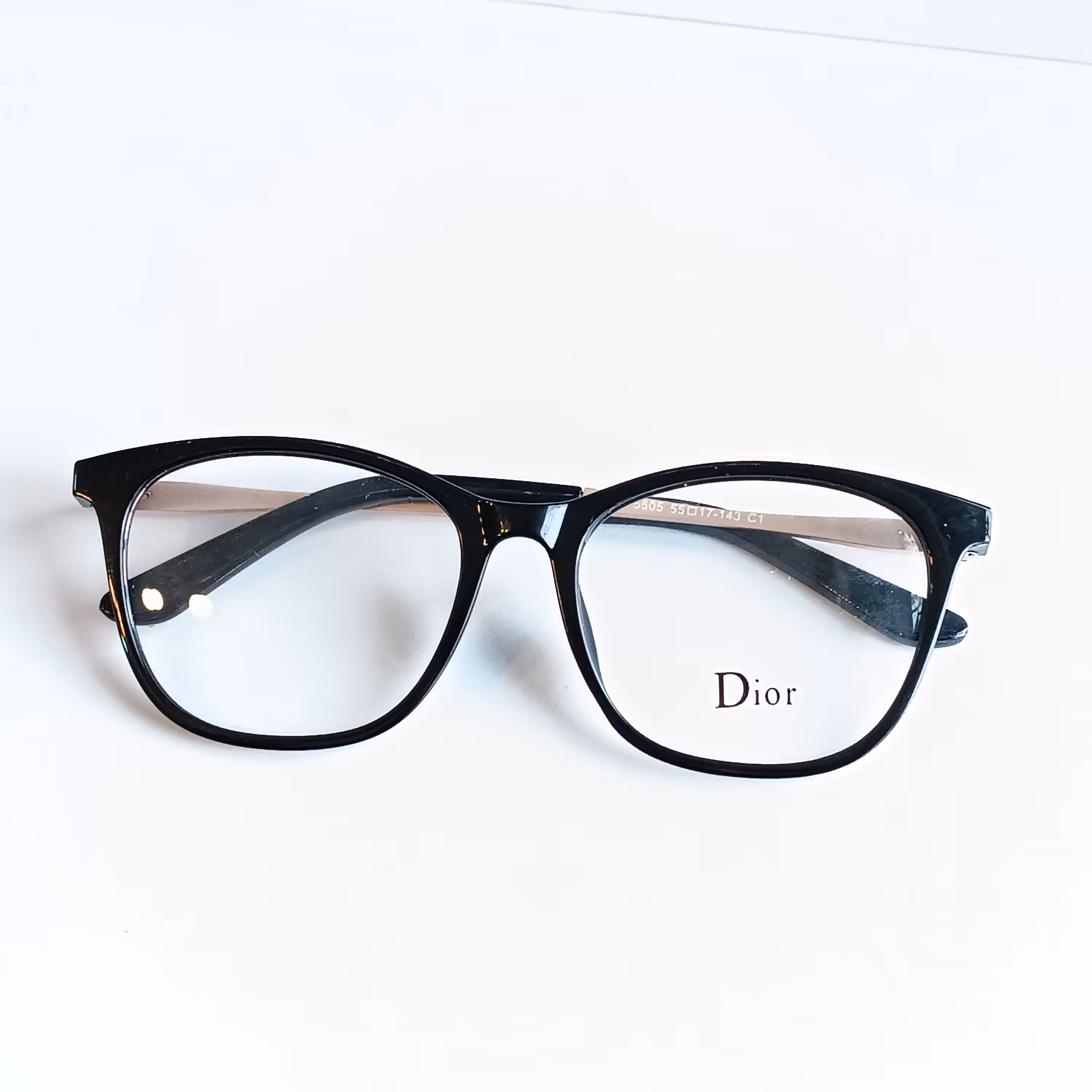 عینک طبی مشکی کائوچو مردانه و زنانه بسیار باکیفیت 