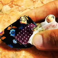 گیفت عروسکی رو یخچالی دست ساز  مدل خاله ریزه 