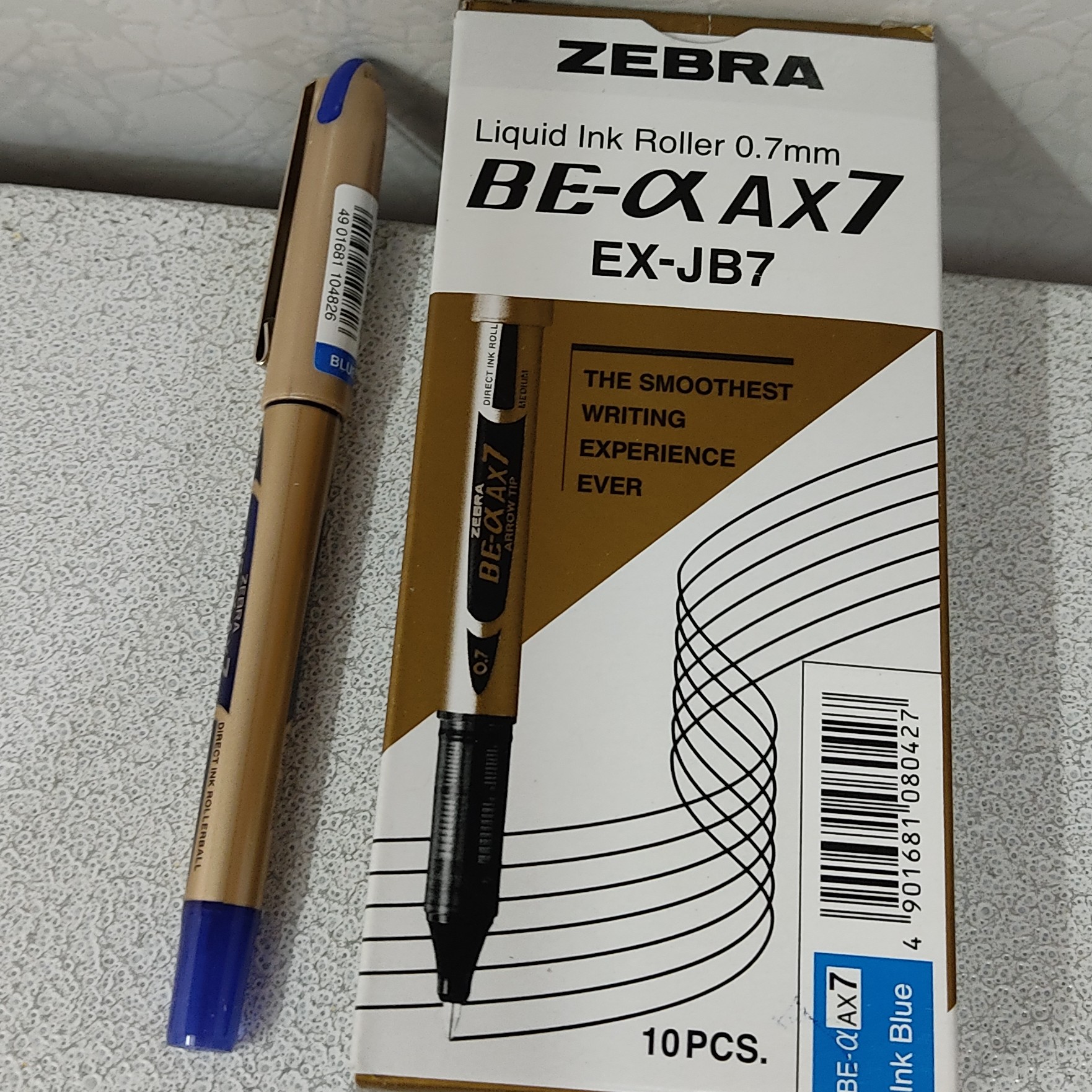 روان نویس زبرا  از برندهای معتبر و جزو با کیفیت ترین روان نویس ها ست 