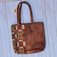 کیف دوطرفه یوتاب با پارچه میکرو و ضدآب قابل شست و شو در ماشین لباسشویی مدل 1047