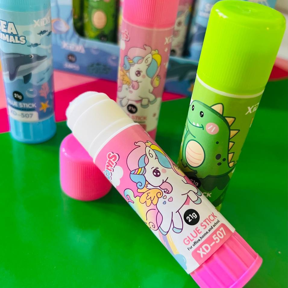 چسب ماتیکی 21گرمی
کیفیت عالیه عالی
