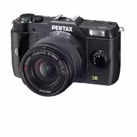 دوربین عکاسی بدون آینه پنتاکس مدل Q7 به همراه لنز 15-5 میلی متر