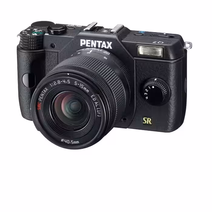 دوربین عکاسی بدون آینه پنتاکس مدل Q7 به همراه لنز 15-5 میلی متر