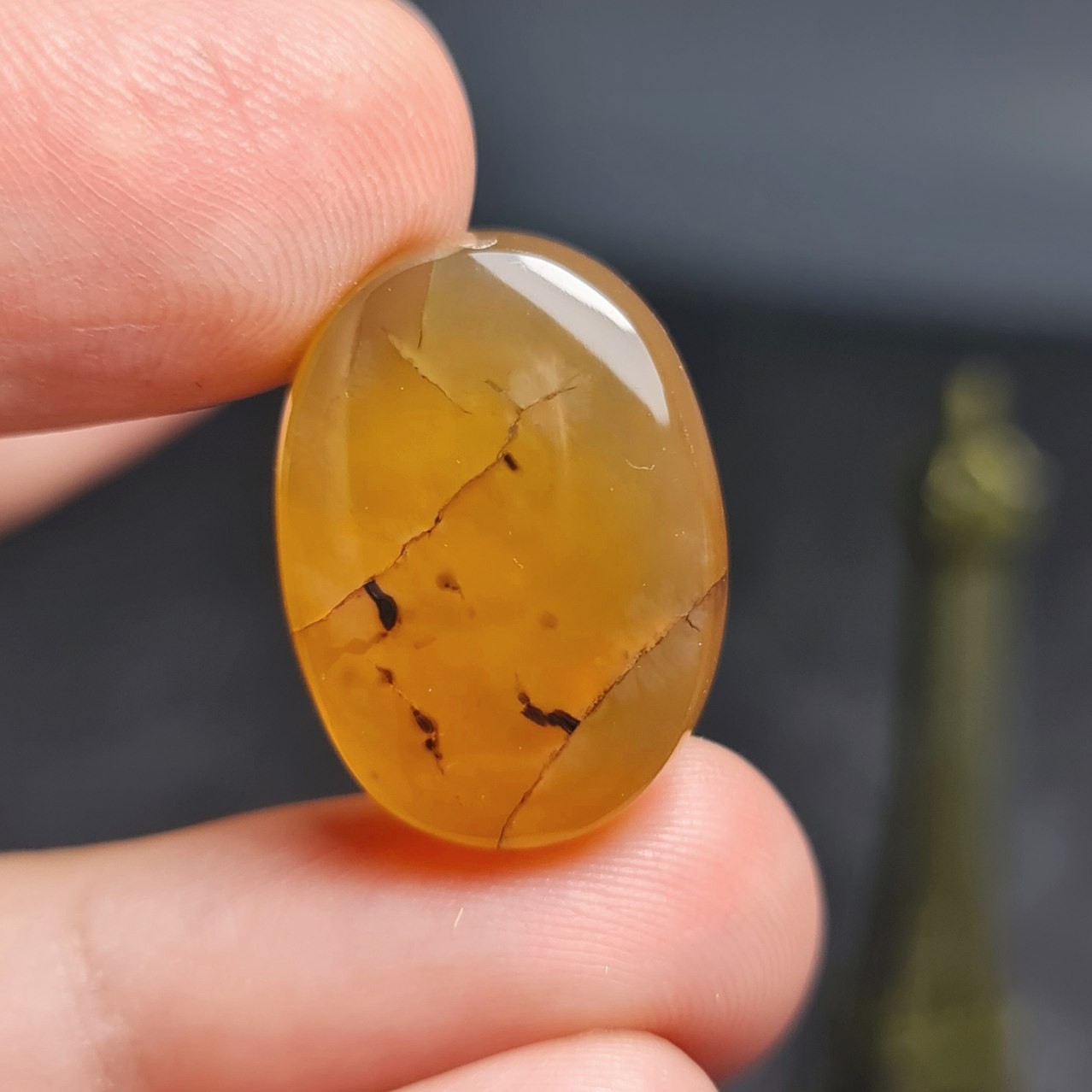 نگین زیبای سنگ طبیعی عقیق جزع بسیار خاص خراسانی اصل معدنی
کد 26559
