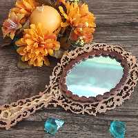 آینه دسته دار چوبی مشبک