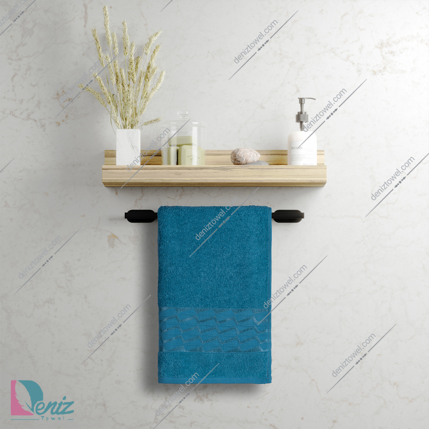 حوله دستی بزرگ طرح آرام رنگ آبی