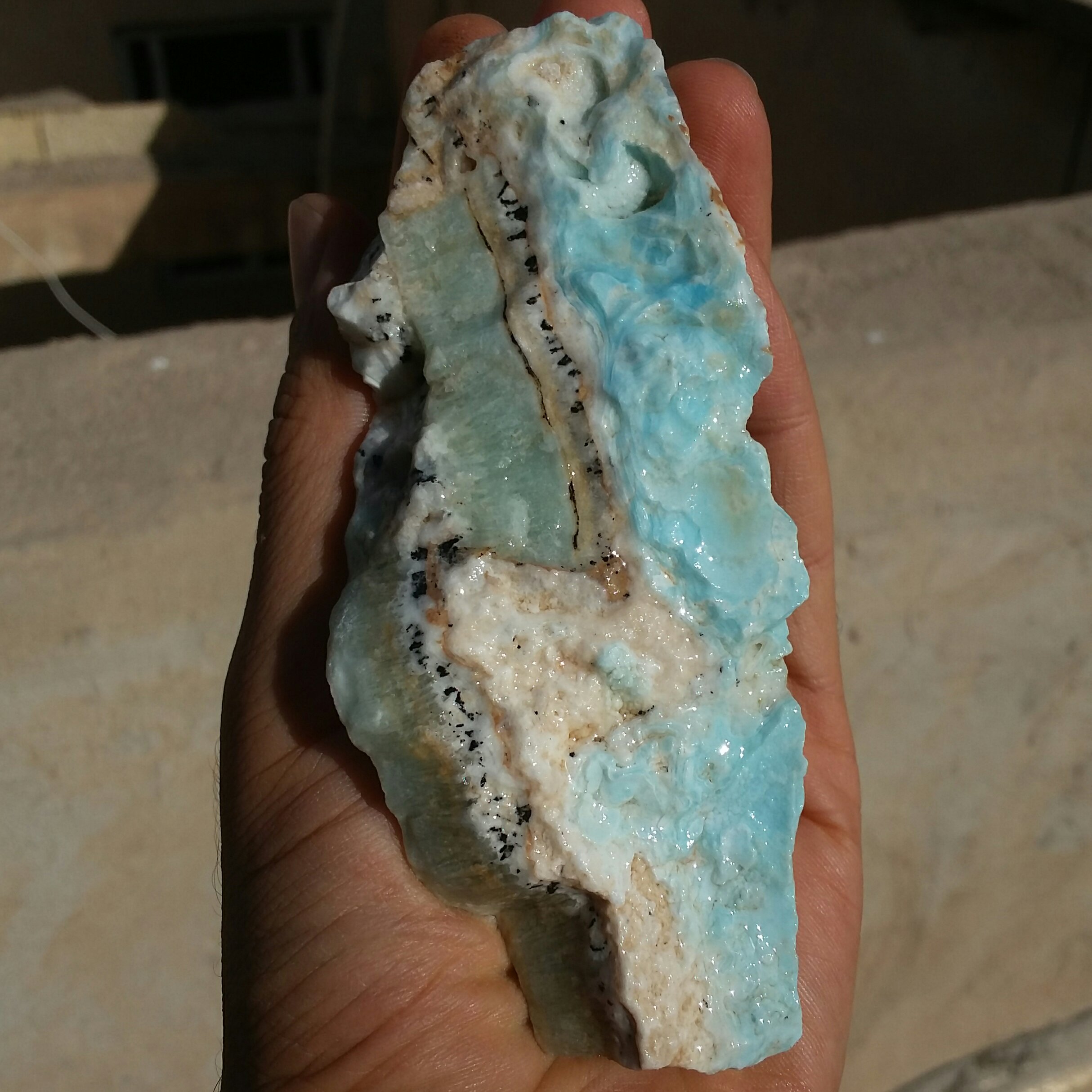 سنگ راف وارداتی آراگونیت 7رنگ بسیار کمیاب و فوق کلکسیونی 100 در 100 طبیعی شاهکار خلقت خاص
تصویر از دو جهت نمونه خاااص
