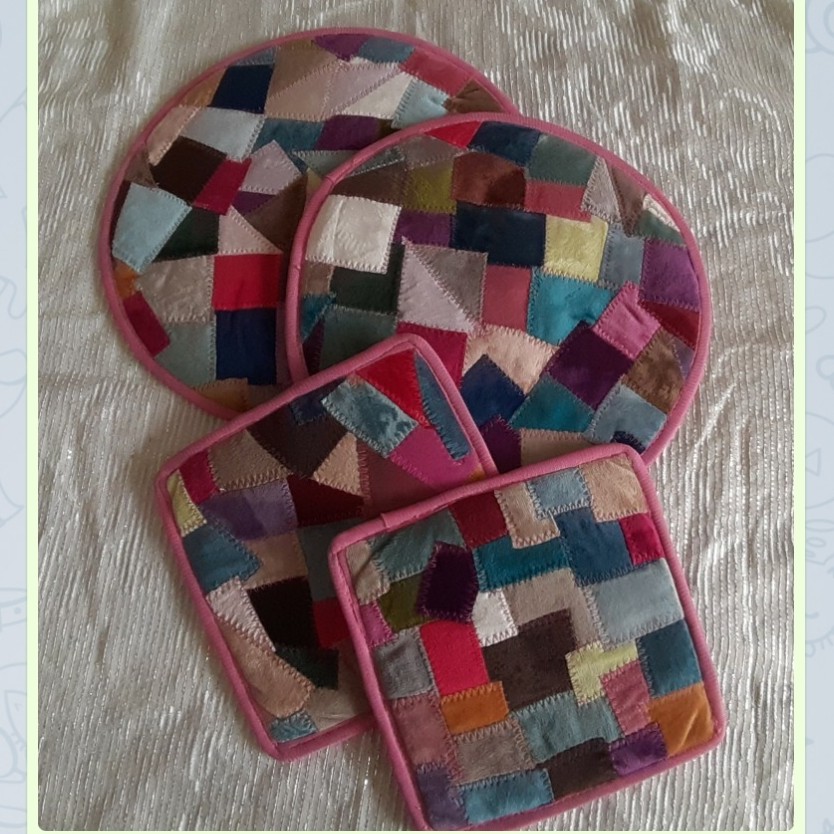 ست چهل تیکه دوزی شده  زیر قابلمه ای ودستگیره  