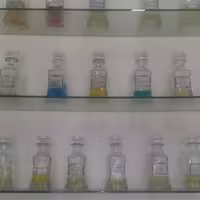 عطر گود گرل