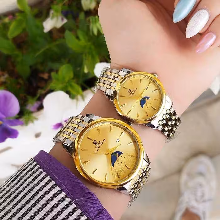 ست ساعت مردانه و زنانه ساعت مدل زیر ثانیه ای کیفیت عالی رنگ ثابت کد هر ساعت 32 قیمت تک ساعت زده شده 