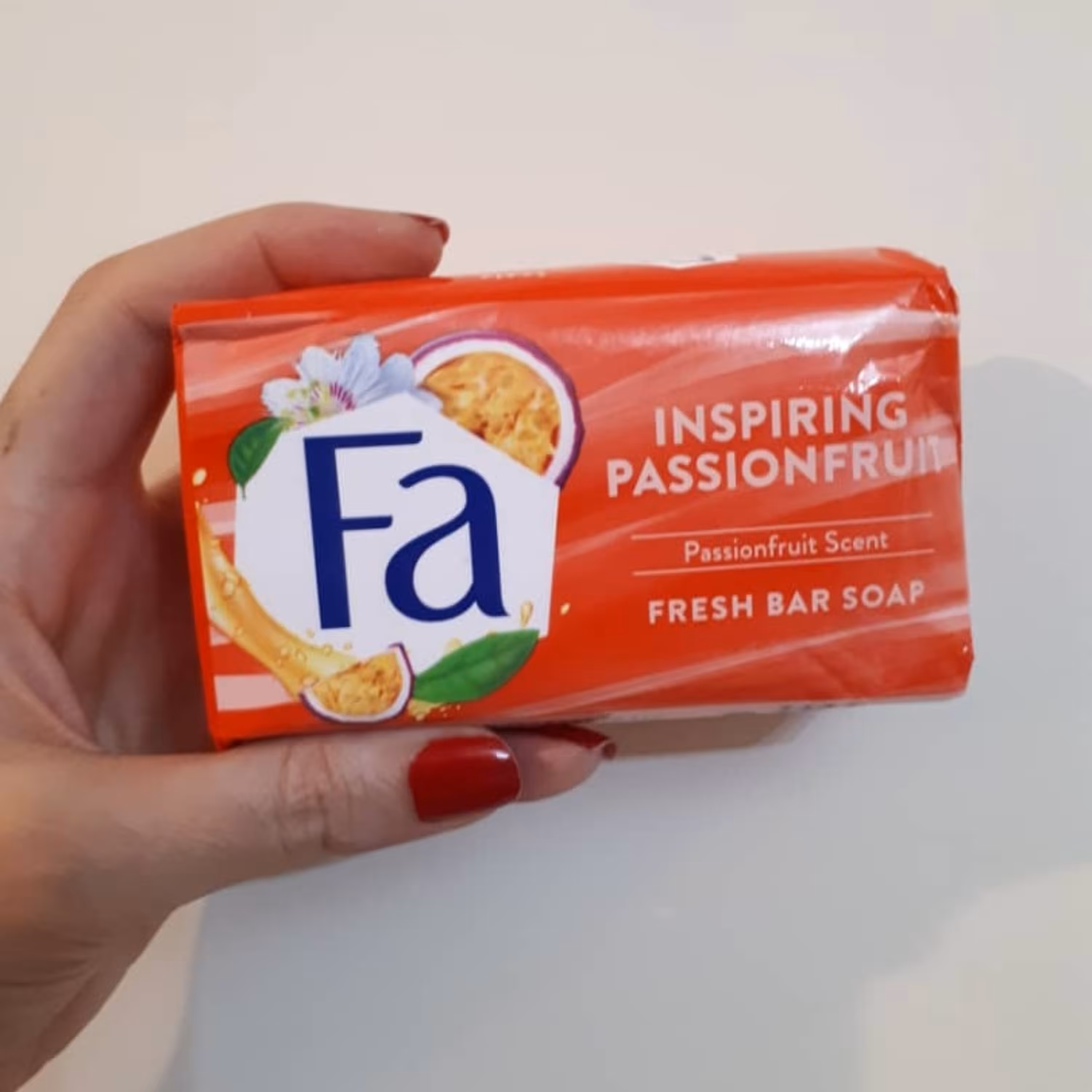 صابون فا  رایحه پشن فروت و یاس