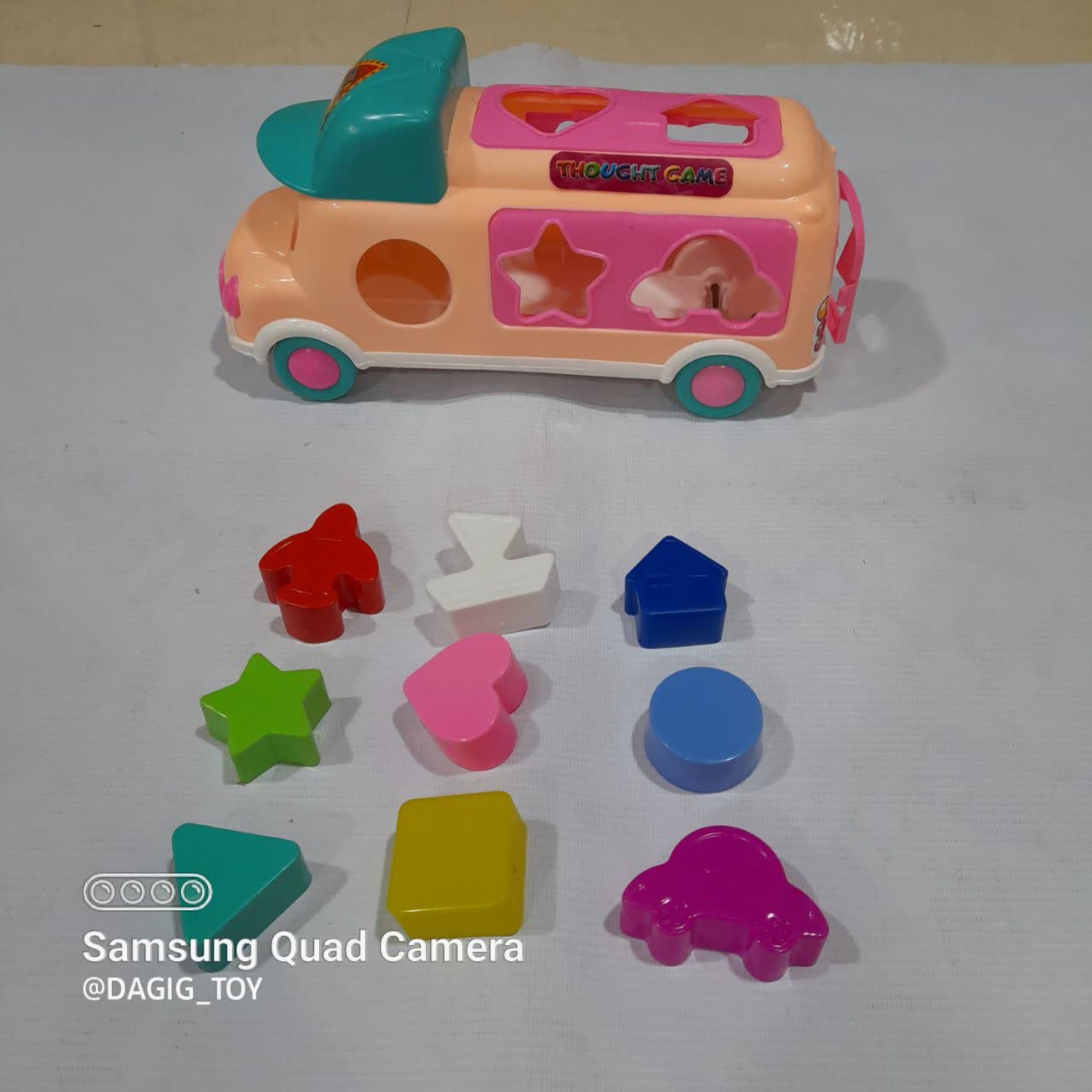 خرید اسباب بازی  اتوبوس فکری کیمیا به قیمت بسیار مناسب