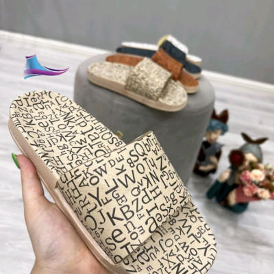 دمپایی. نرم و راحت