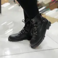 نیم بوت زنانه مدل تیمبرلند پرچمی در سه رنگ مشکی ،قهوه ای و عسلی، کیف و کفش زرد _زردشوز