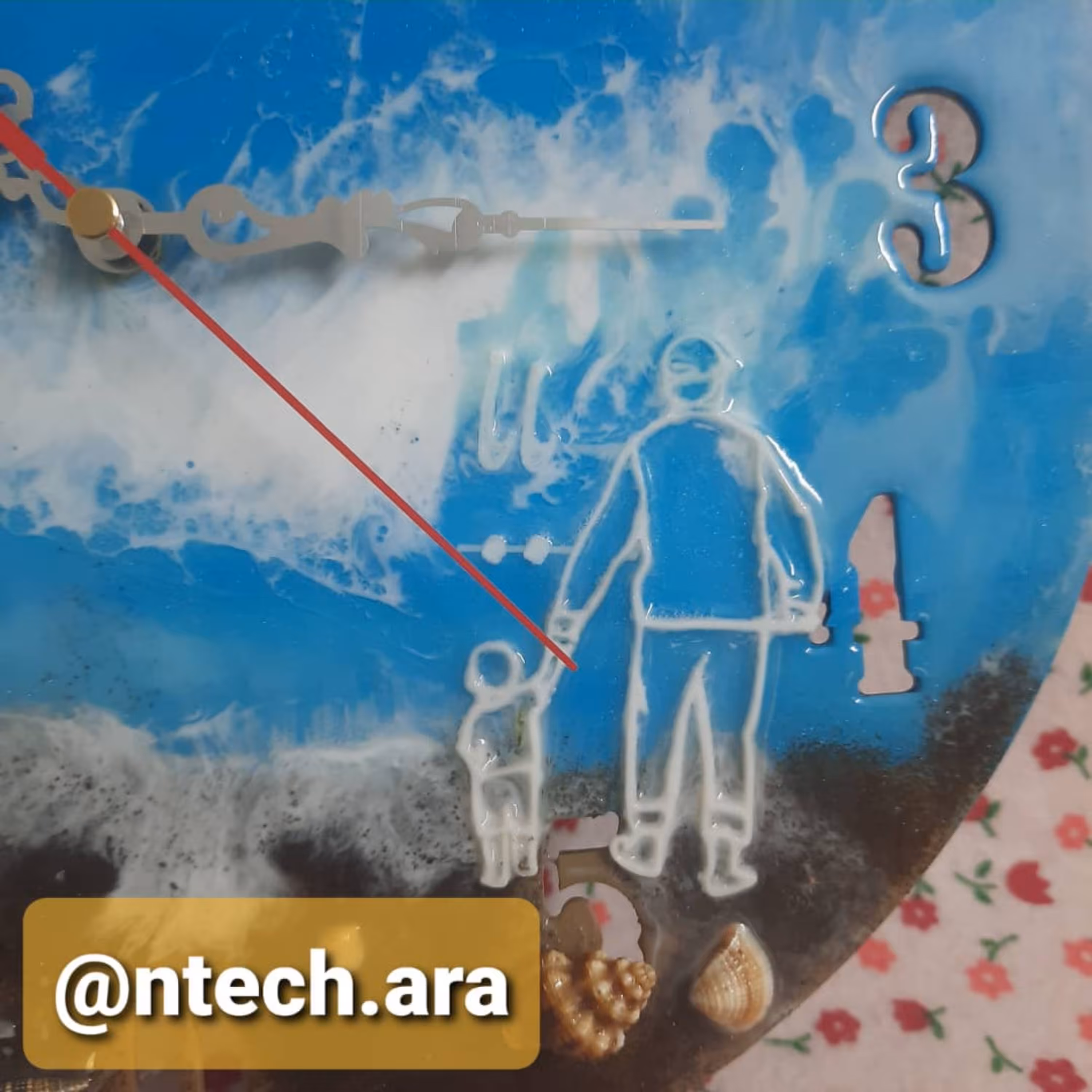 ساعت دیواری دریایی با طرح برجسته بابا با موتور آرام گرد- کدA4