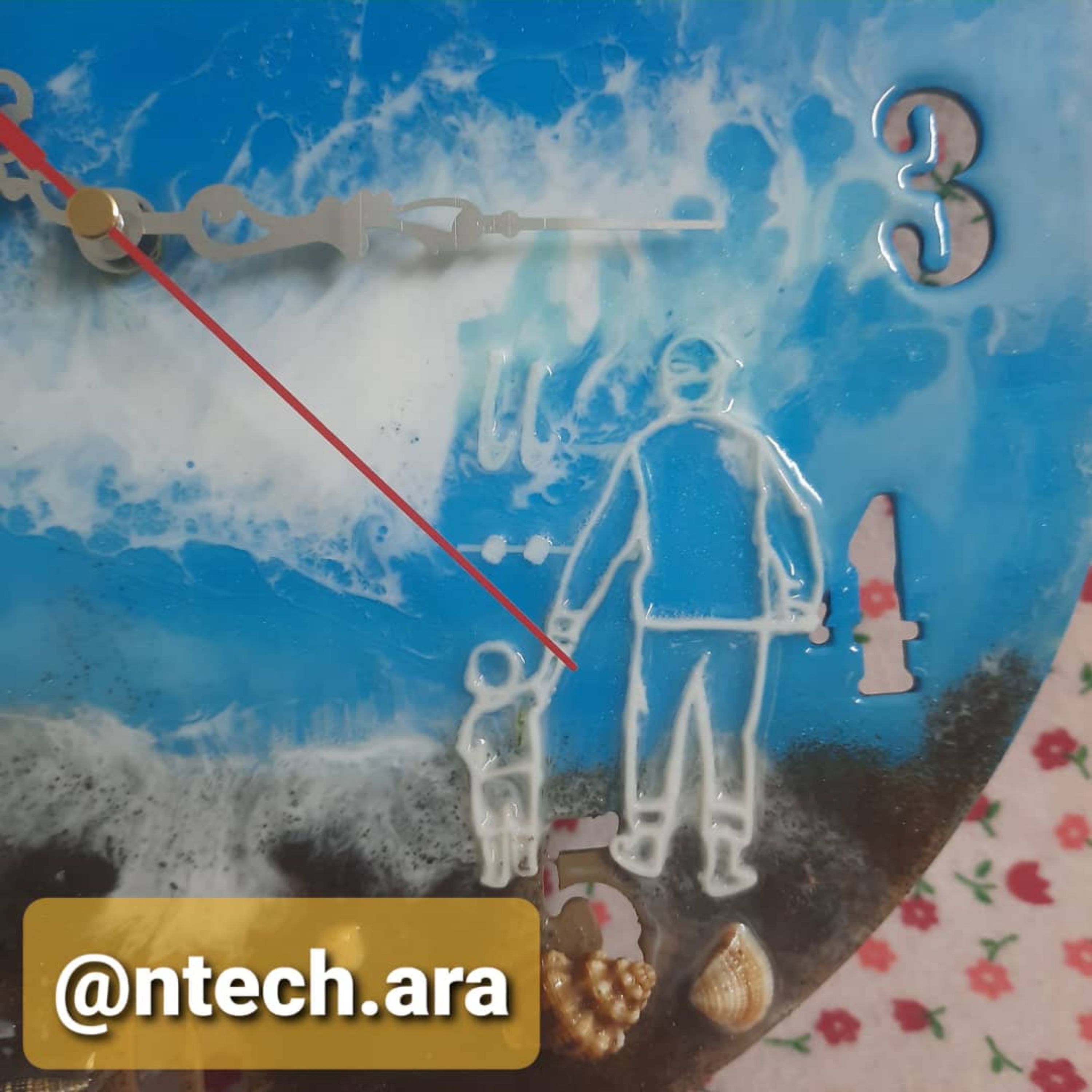 ساعت دیواری دریایی با طرح برجسته بابا با موتور آرام گرد- کدA4