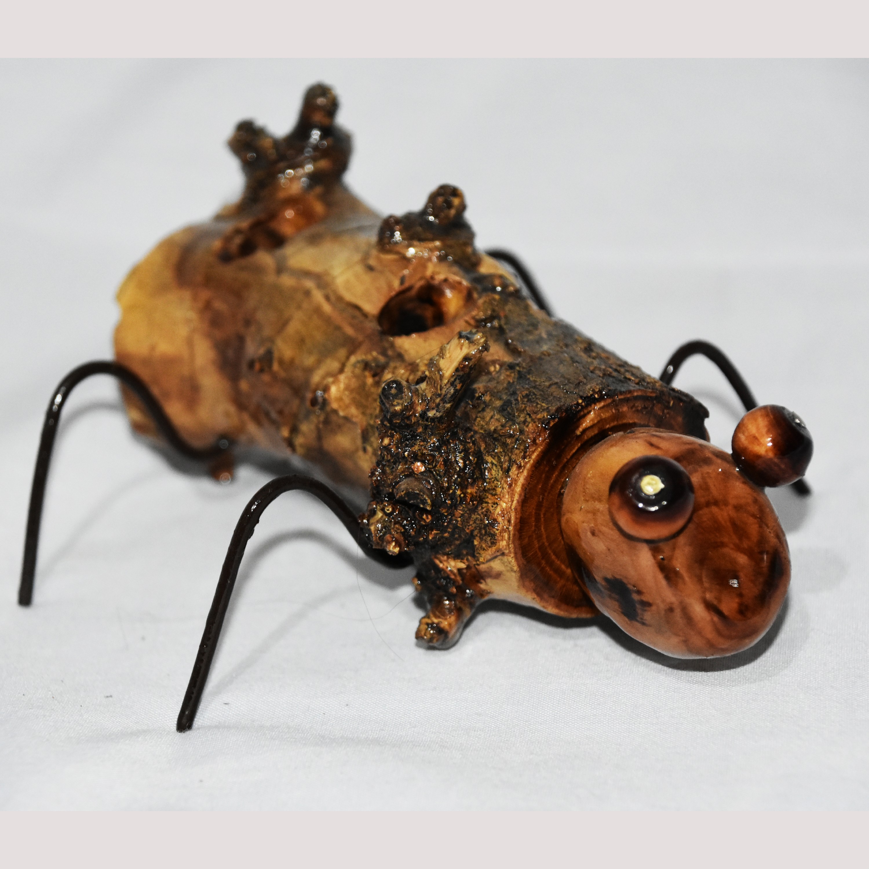 جامدادی رومیزی طرح مورچه