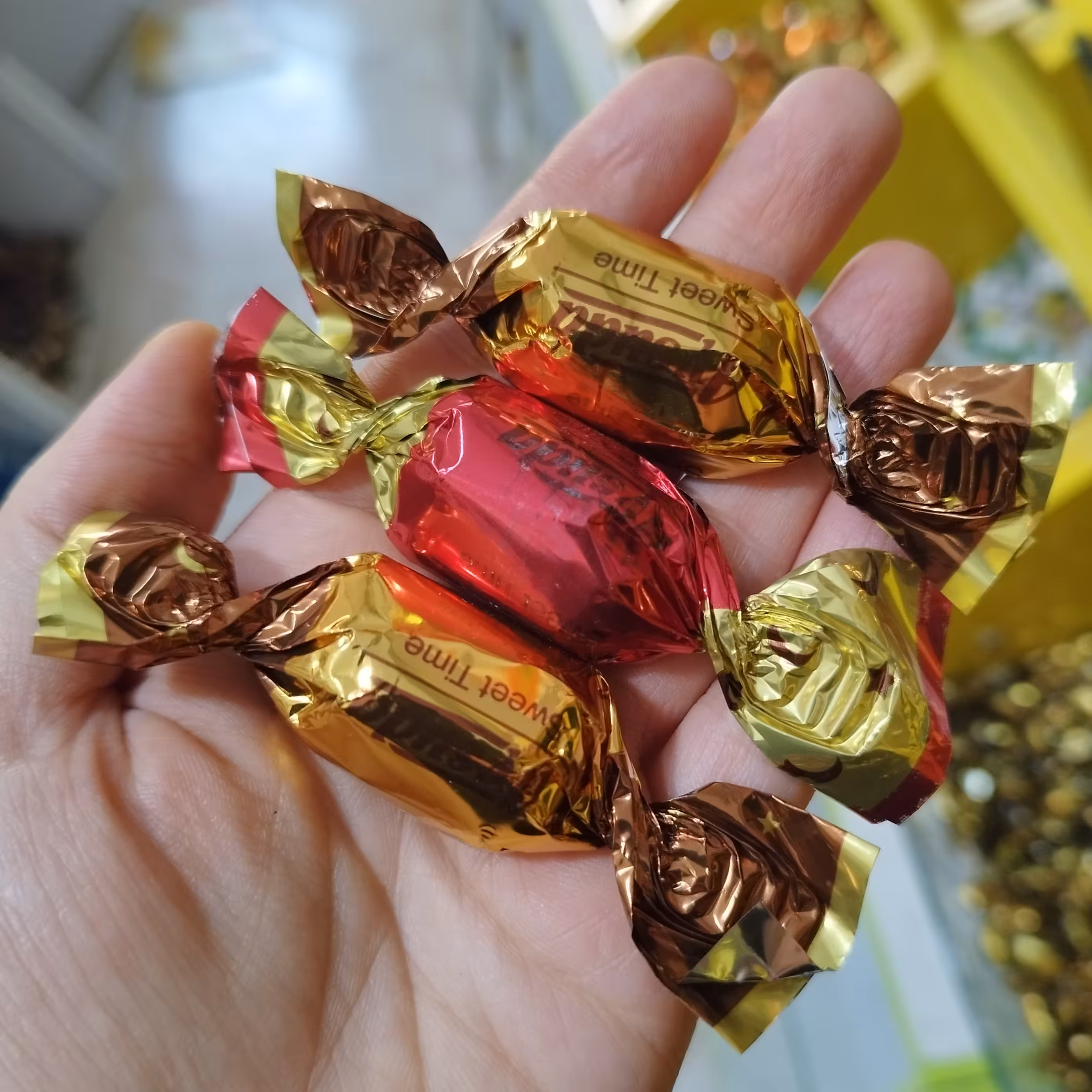 شکلات کاکائویی ارکیده آیسودا(200گرمی) آی سودا 