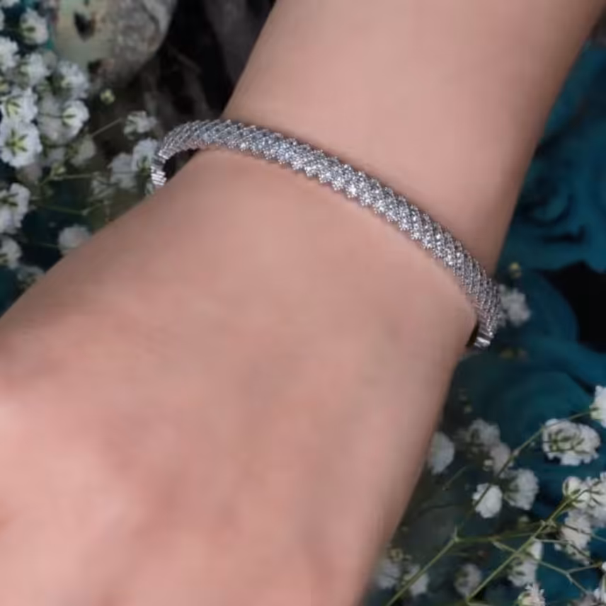 دستبند النگویی مدل پرنس نقره آبکاری طلا سفید