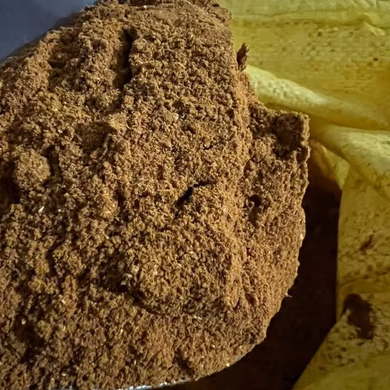 ادویه کاری 250 گرم 51 هزار تومان نیم کیلو 100 هزار تومان یک کیلو 196 هزار تومان