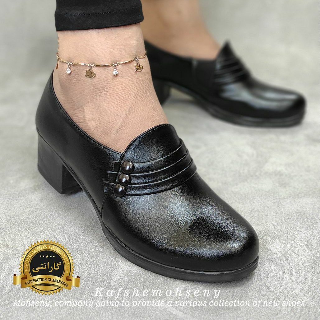 کفش سه دکمه