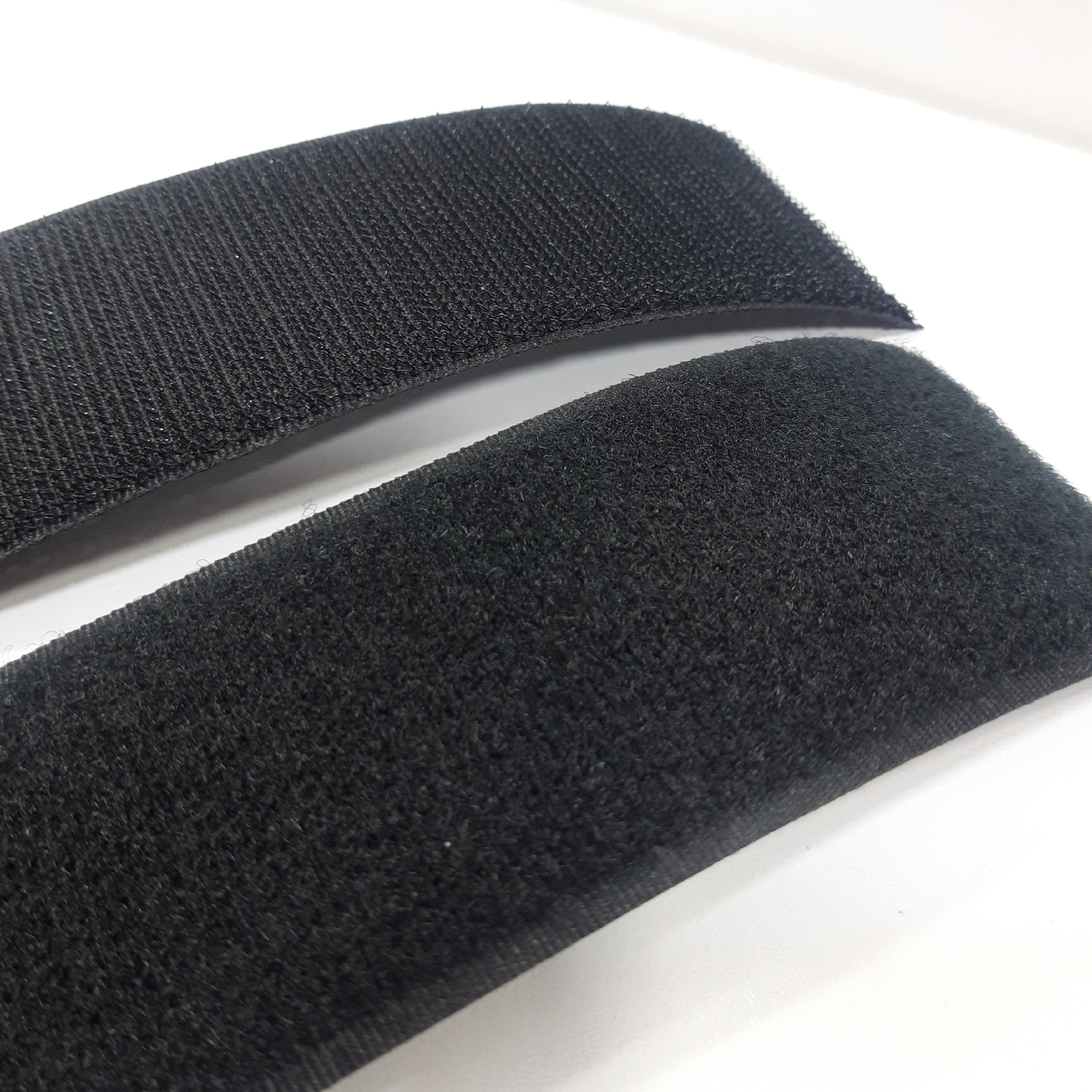 چسب دوطرفه پهن پارچه ایی 5 سانتی سفید و مشکی (خرازی آف) زیر قیمت بازار