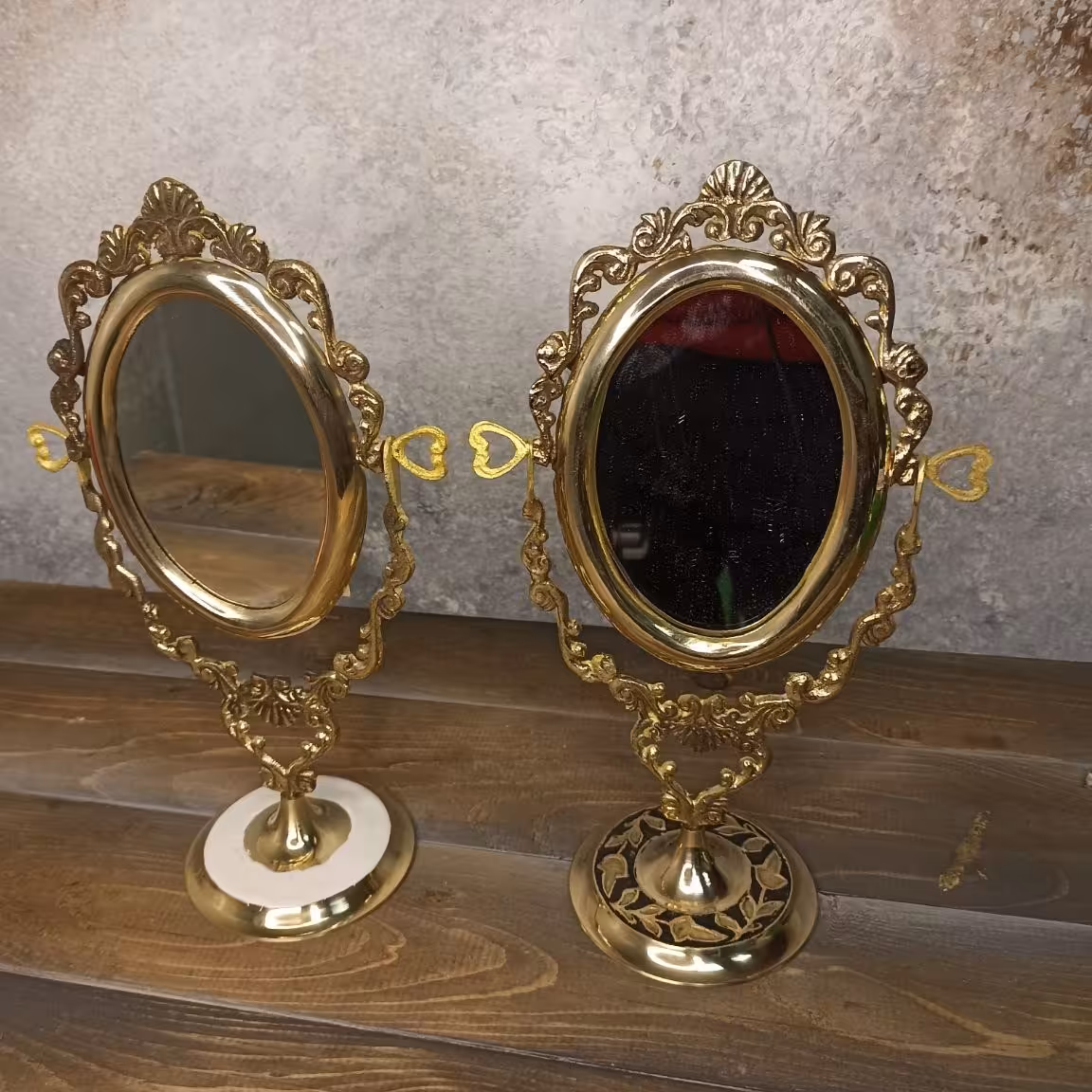 اینه برنجی دست ساز انتیک طرح عتیقه