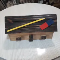 جامدادی چوبی طرح کلبه