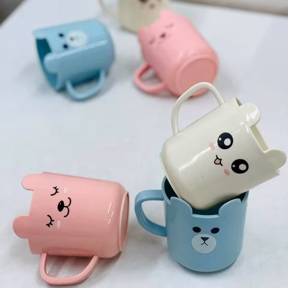 لیوان کودک پلاستیکی فانتزی