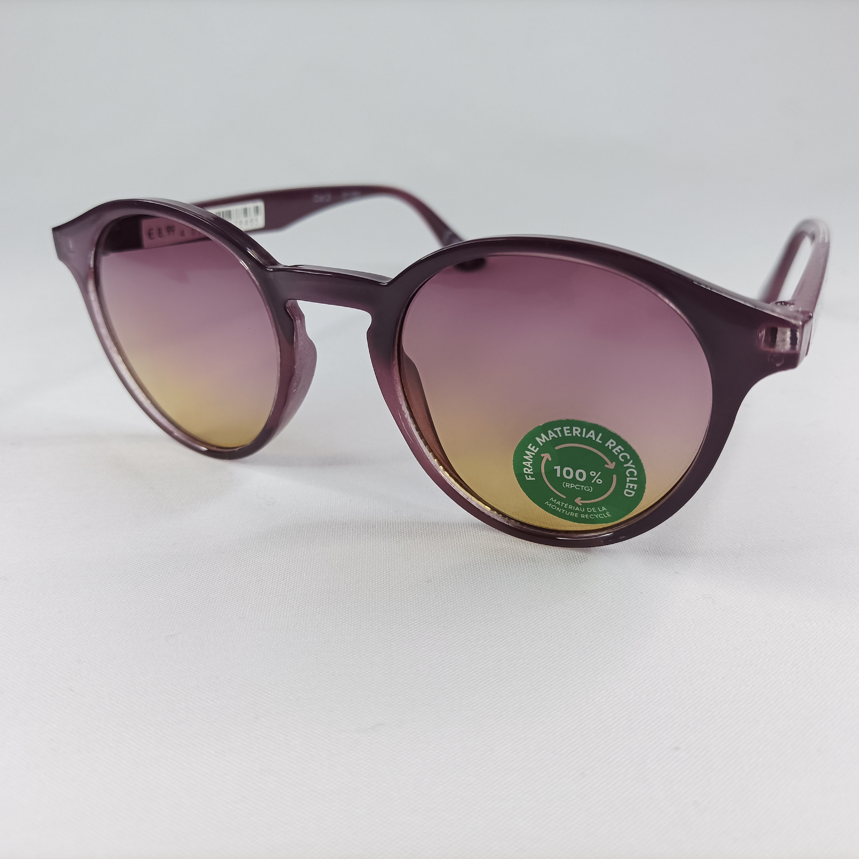 عینک آفتابی زنانه گرد کد 119 محصول شرکت beeline آلمان UV400 برند accessories بهمراه شناسنامه و کاور پارچه ای
