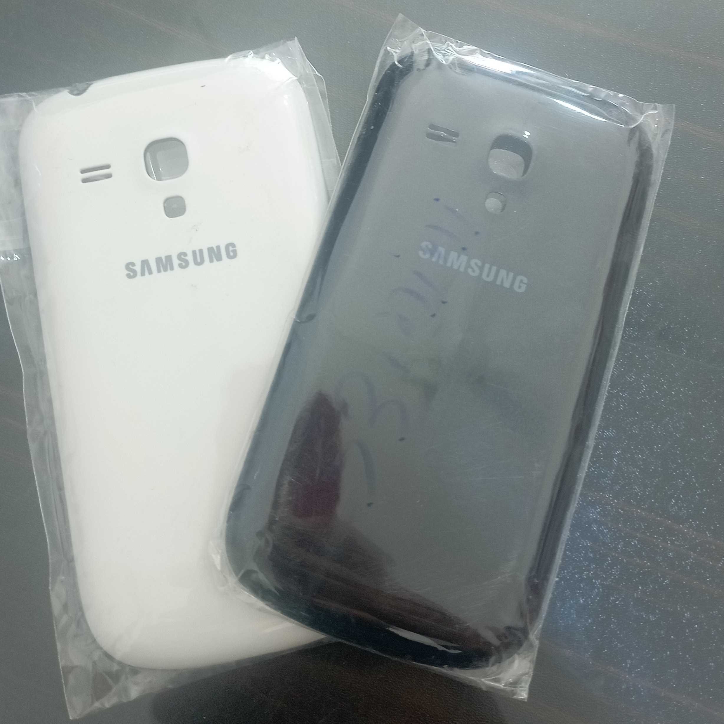 درب پشتی گوشی مدل سامسونگ s3 mini