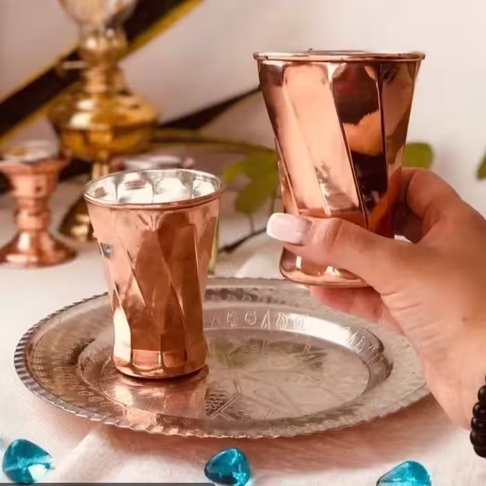 لیوان مس زنجان نانو شده بدون هیچ گونه تغییر در رنگ