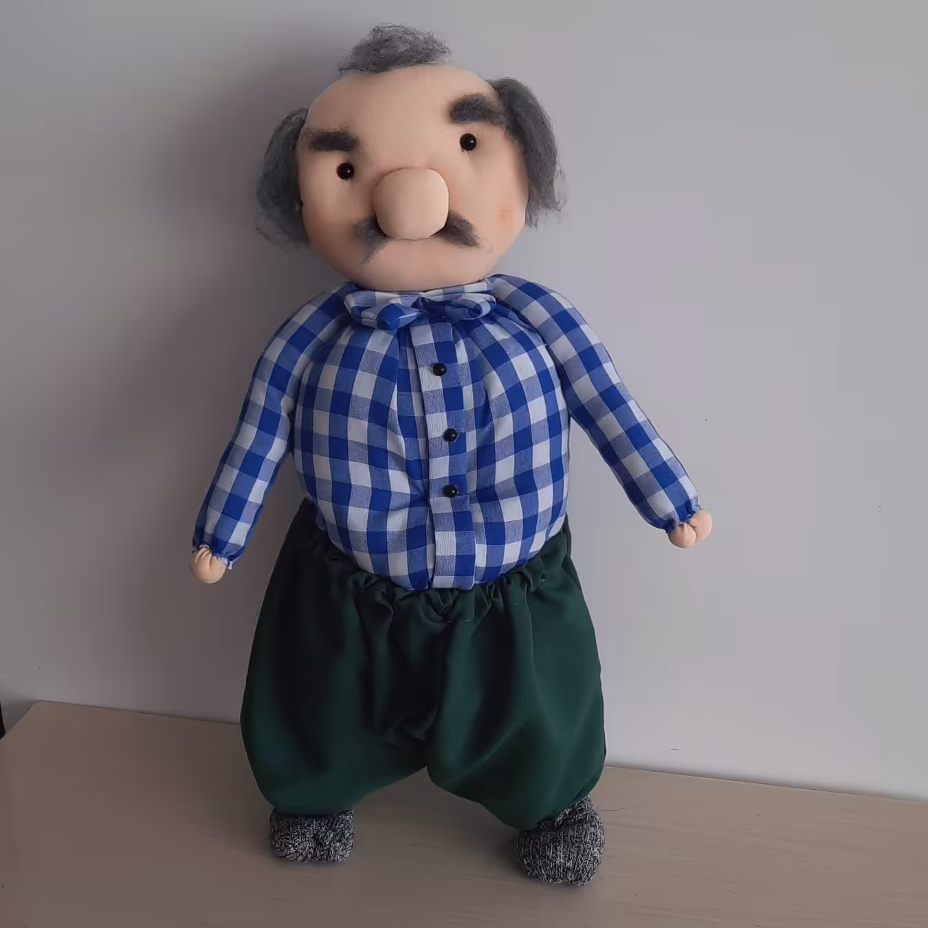 عروسک سنتی آقا تقی ،عروسک  دستساز پیرمرد ،عروسک پدربزرگ 