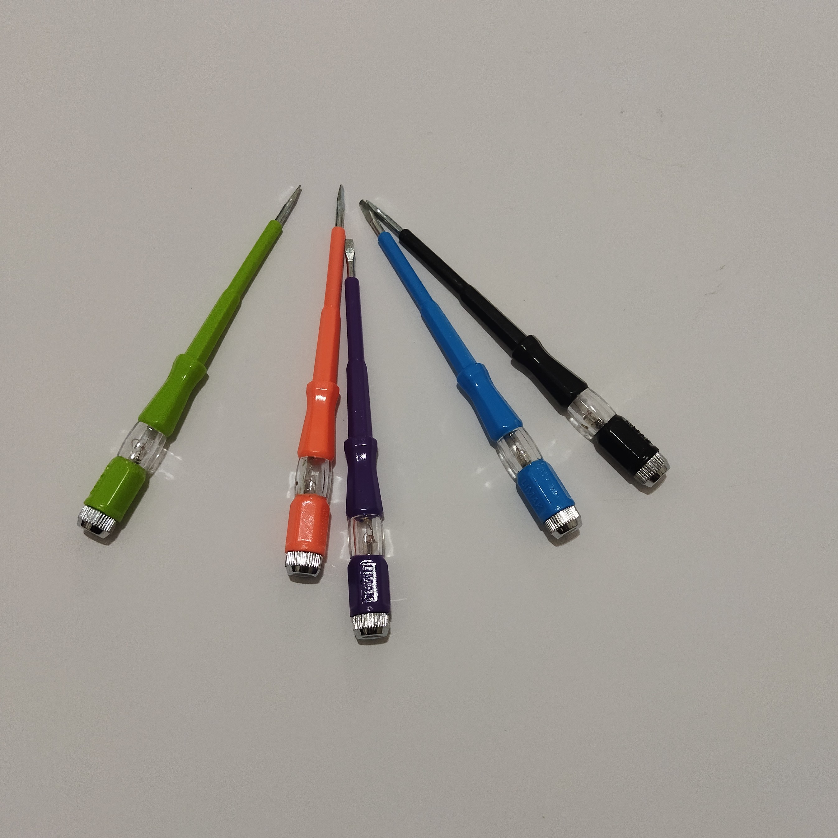 فازمتر اصلی LIMAK ولتاژ 100-500 ولت AC
فروش بصورت تک عددی