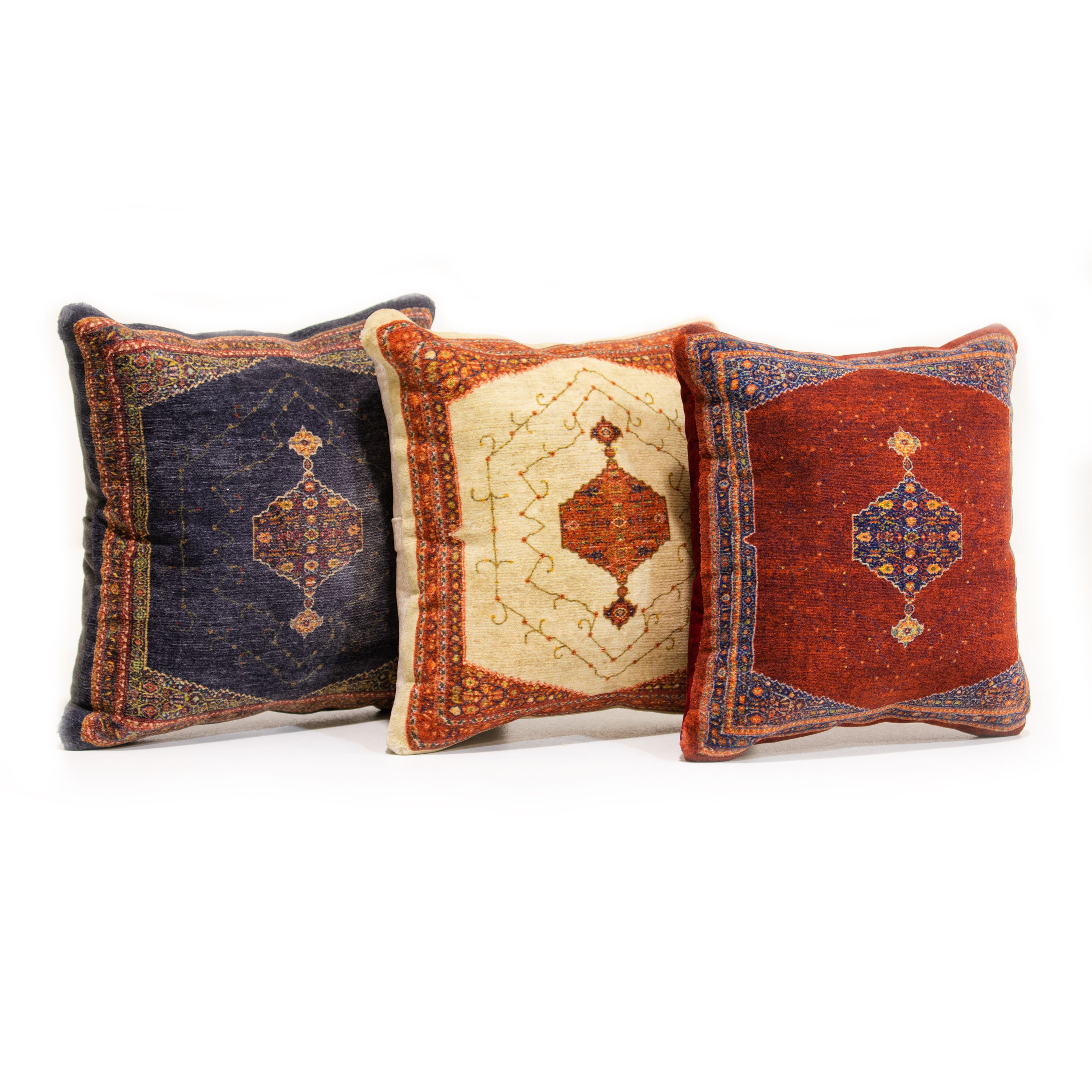 کوسن بافت طرح سه گل کد 600111