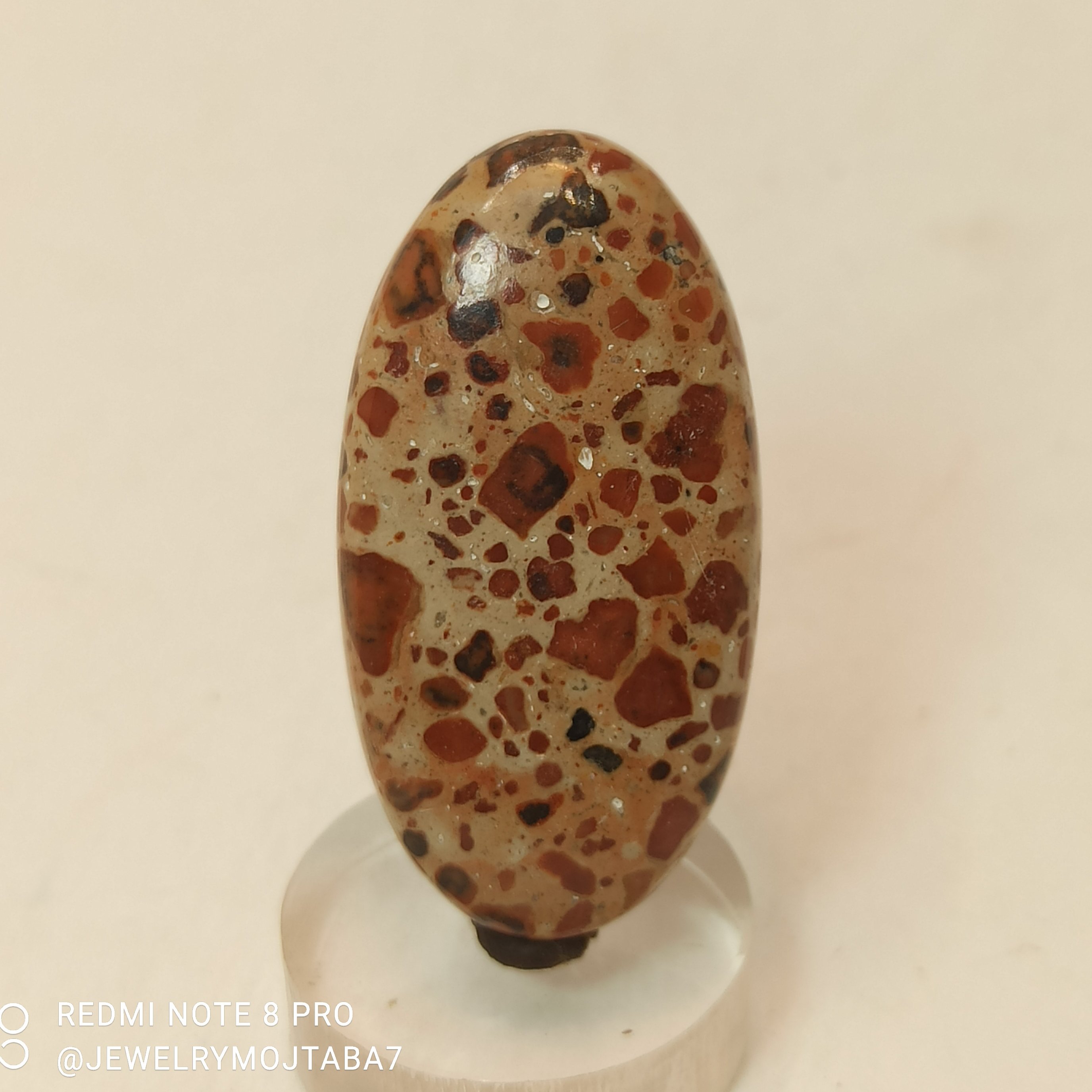 سنگ جاسپر  سنگ متولدین آبان ماه بسیار زیبا و خاص جاسپر منحصر بفرد و تکرار نشدنی 