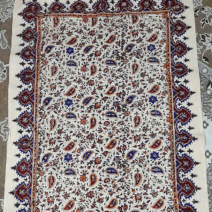 سفره ورمیزی مستطیل شکل زیبا