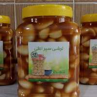 ترشی سیر اعلی از بهترین سیرهای همدان