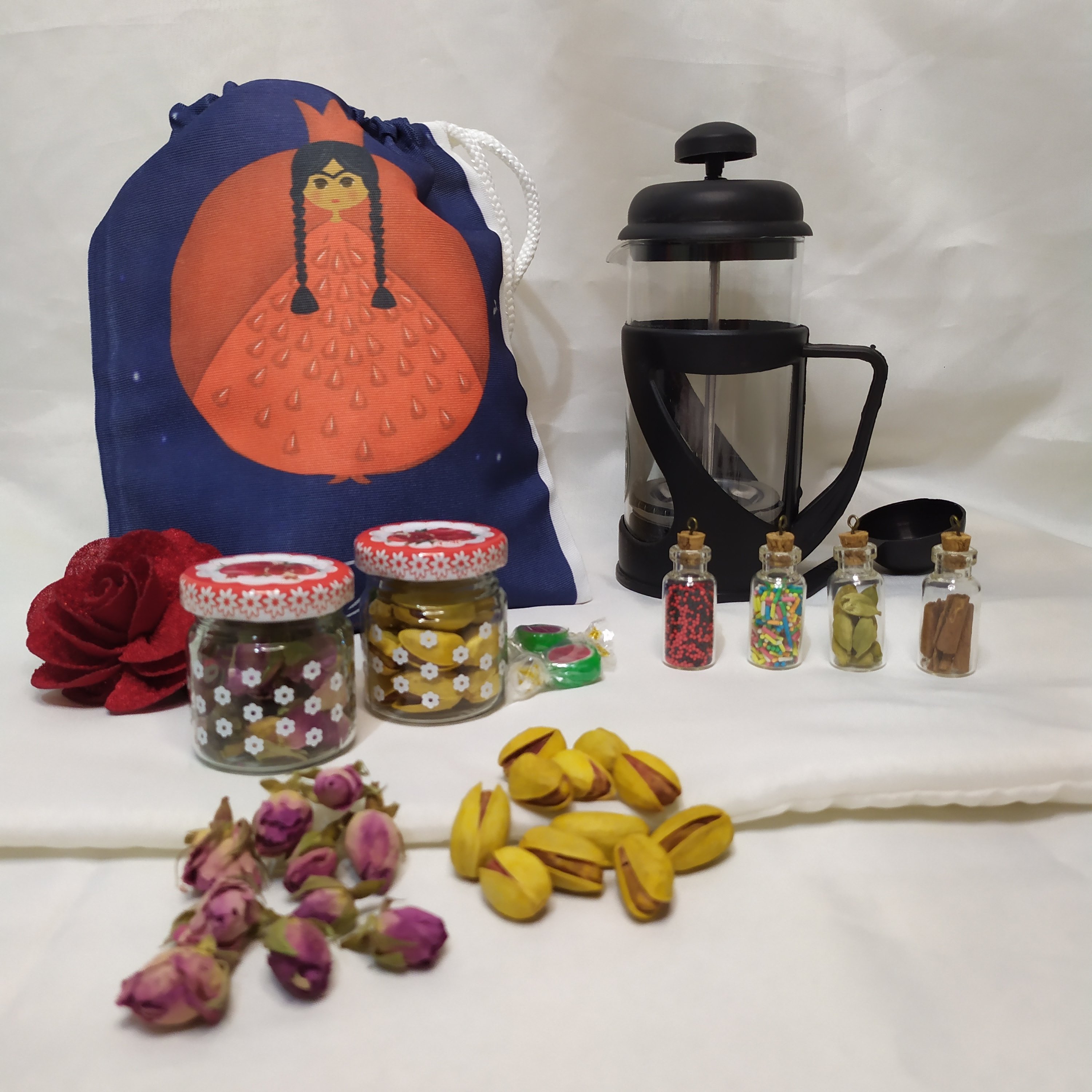 یلدا،پک هدیه و کادویی یلدا (ست هدیه کامل)       کد 02 