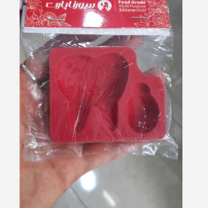 مولد دندان با شیشه شیر