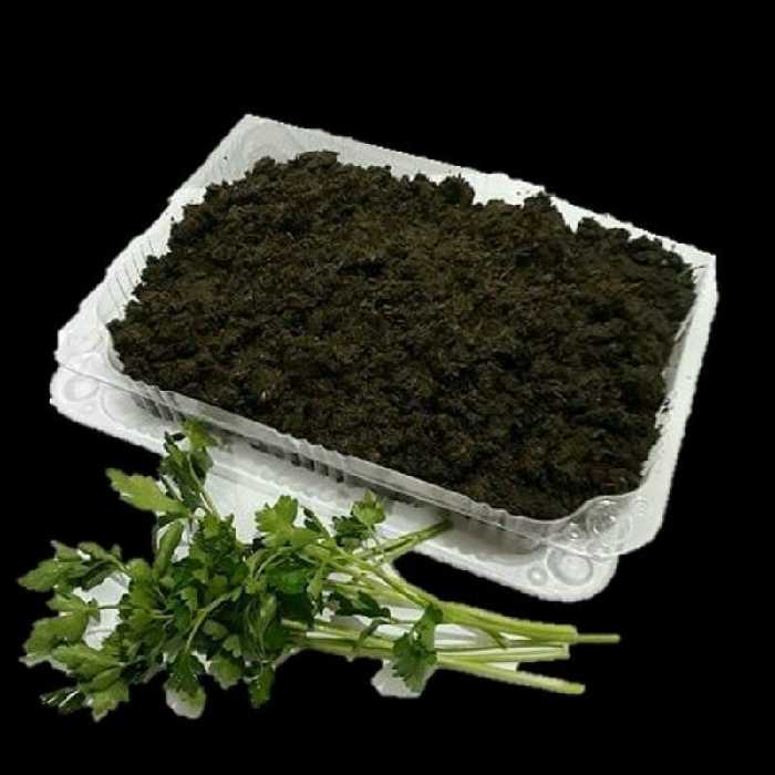 سبزی قرمه سرخ شده خانگی یک کیلویی بسیار معطر و خوش عطر و بو