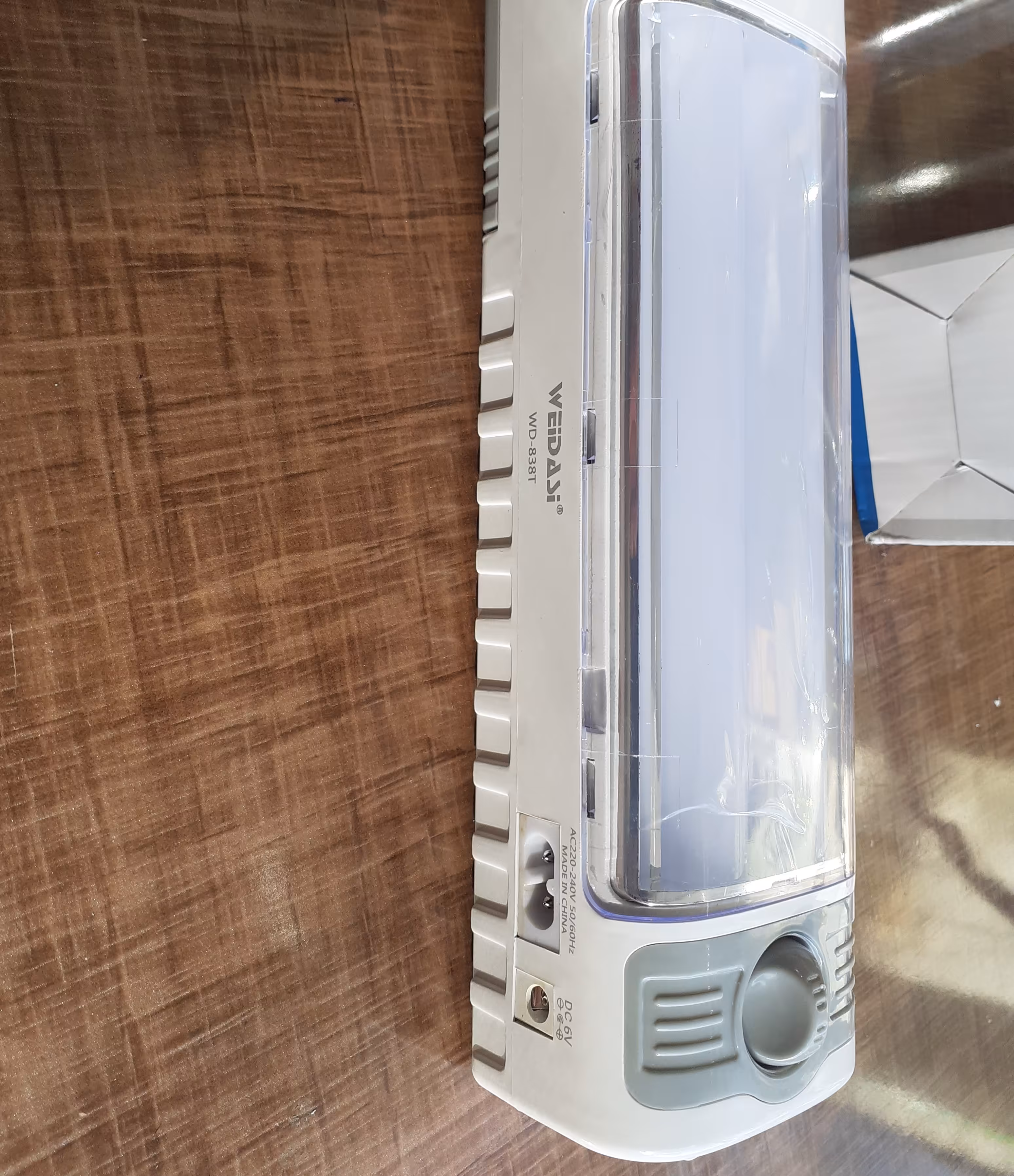 چراغ اضطراری شارژی ویداسی مدل  838T