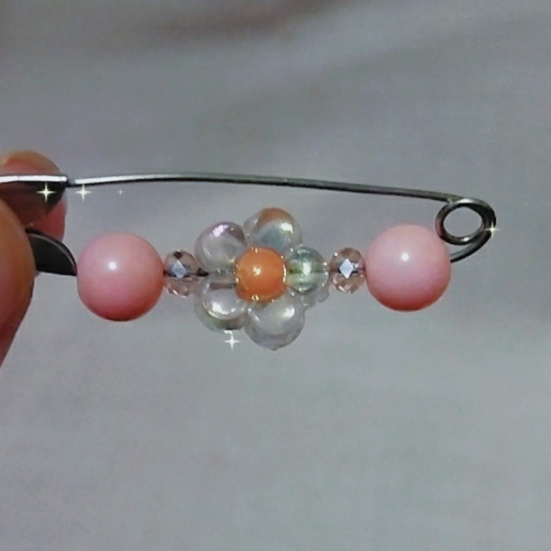 اویز کیف مدرسه صورتی