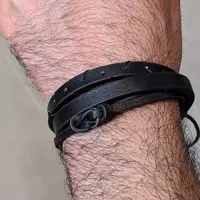 دستبند مردانه چرم گاوی با قفل قابل تنظیم